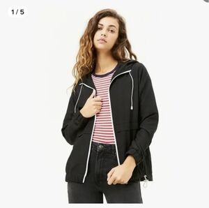 Forever 21 Black Rompe Vientos Jacket With Details of Adjustment to Sides